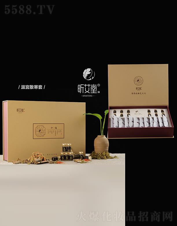 ���ϰ��ƾ��B(y��ng)���Ƽ����޹�˾��꿰���ů�m�׺У��؝�(r��n)�B(y��ng)�o(h��)�ף�