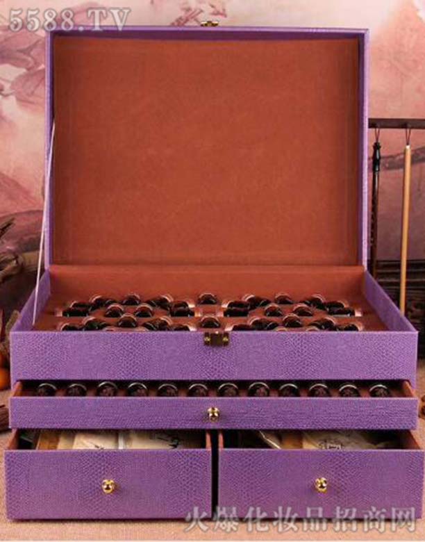 �V�݃�(y��u)ʾ����Ƽ����޹�˾���i���꿨48���B(y��ng)���׺�