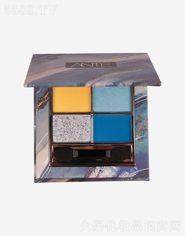 ���ش���ʯ��Ӱ�P(p��n) ��ɫ��