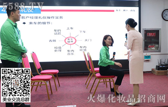 �С��Y���߱����£��o���Y���粽�y��