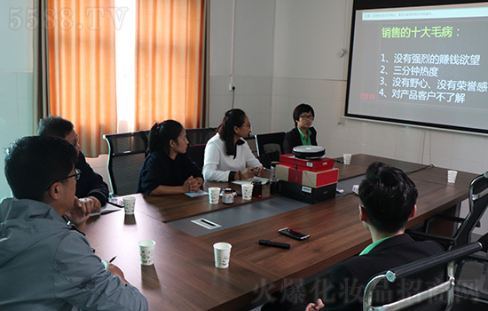 火爆網(wǎng)開展客戶培訓(xùn)服務(wù) 火爆網(wǎng)開展客戶培訓(xùn)服務(wù)