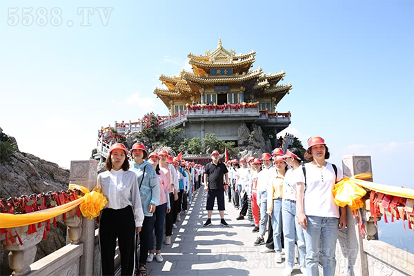 һ��һ������һɽһ����