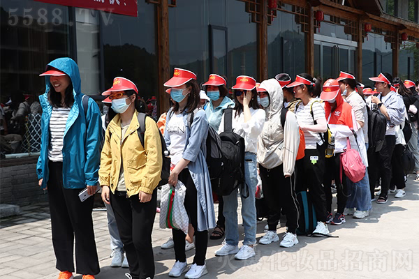沒有不可攀越的高峰,沒有不可完成的夢想 沒有不可攀越的高峰,沒有不可完成的夢想