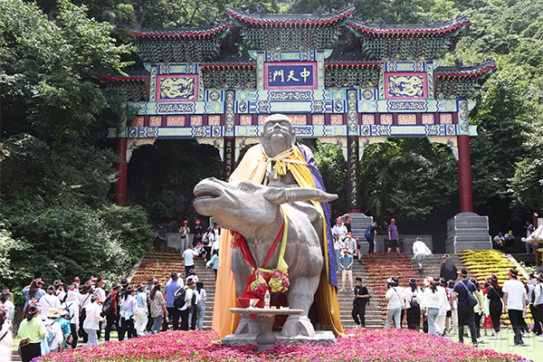 �����y�����������ף�