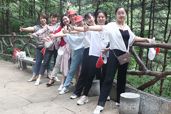 內(nèi)心有夢想便全力追蹤 內(nèi)心有夢想便全力追蹤