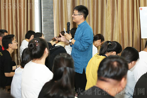 ̽����������֮�����W(xu��)��(x��)�����Ļ���(j��ng)��