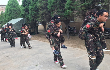 活在當(dāng)下，珍惜當(dāng)下，愛在當(dāng)下