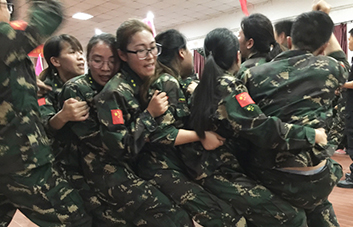 身體的疲憊，我們能夠堅持，只因為夢想和希望在前方！