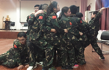 團結(jié)一致，同心同德。