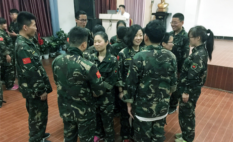 贊美別人，收獲快樂！