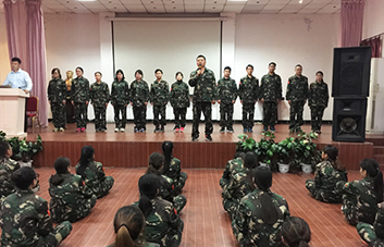 干部招聘，領(lǐng)袖現(xiàn)場兌現(xiàn)承諾！