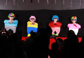 �ഺ��(chu��ng)�⡶С���衷����һ��high��