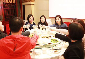 ��ʢ������ҚgЦ�Z���䘷������