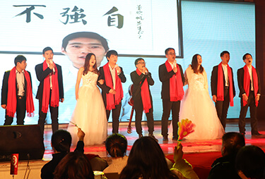 ������ɽ��һ�������H�������˺ܶ��˵�����